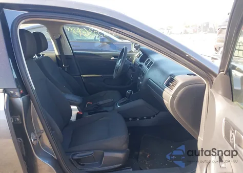 2014 Volkswagen Jetta 2.0L S из США, поврежденный, VIN 3VW2K7AJ7EM323000